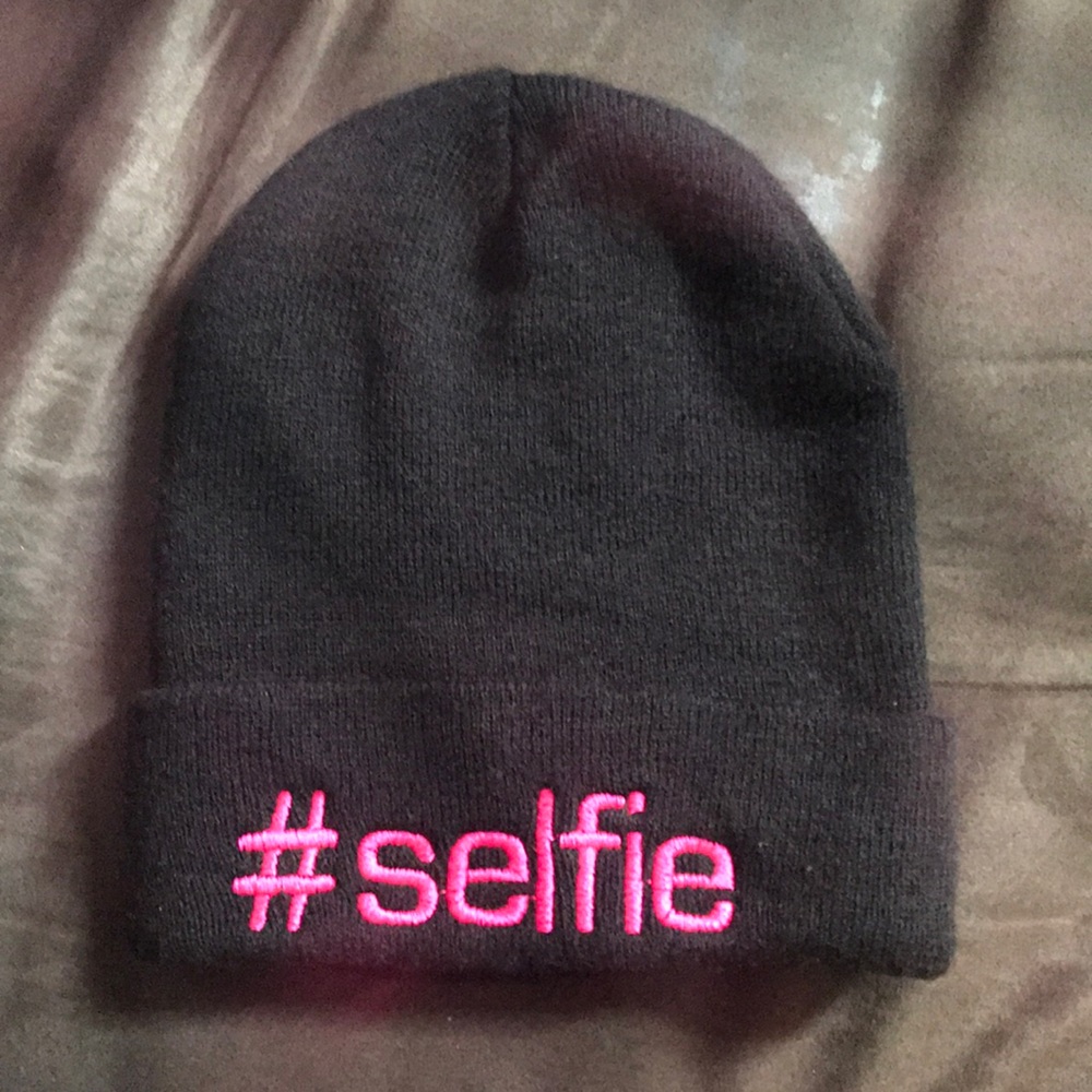 #selfie beanie
